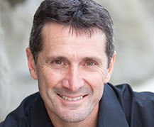 Dr. Daniel Friedland