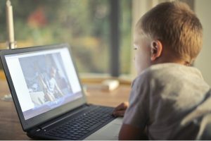 Wellness Evidence Study: Screen Time Before Bed Significantly Impairs Children’s Sleep & Quality of Life