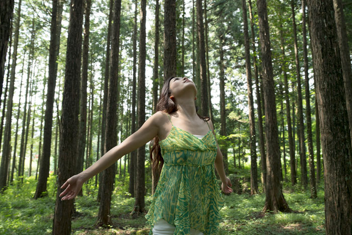 Forest Bathing - Global Wellness Institute