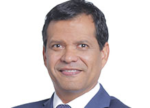 Dr. Octavio Sousa