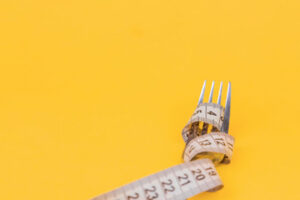 Intermittent Fasting and Calorie Counting Equally Effective for Weight Loss–But Former Easier to Adhere To